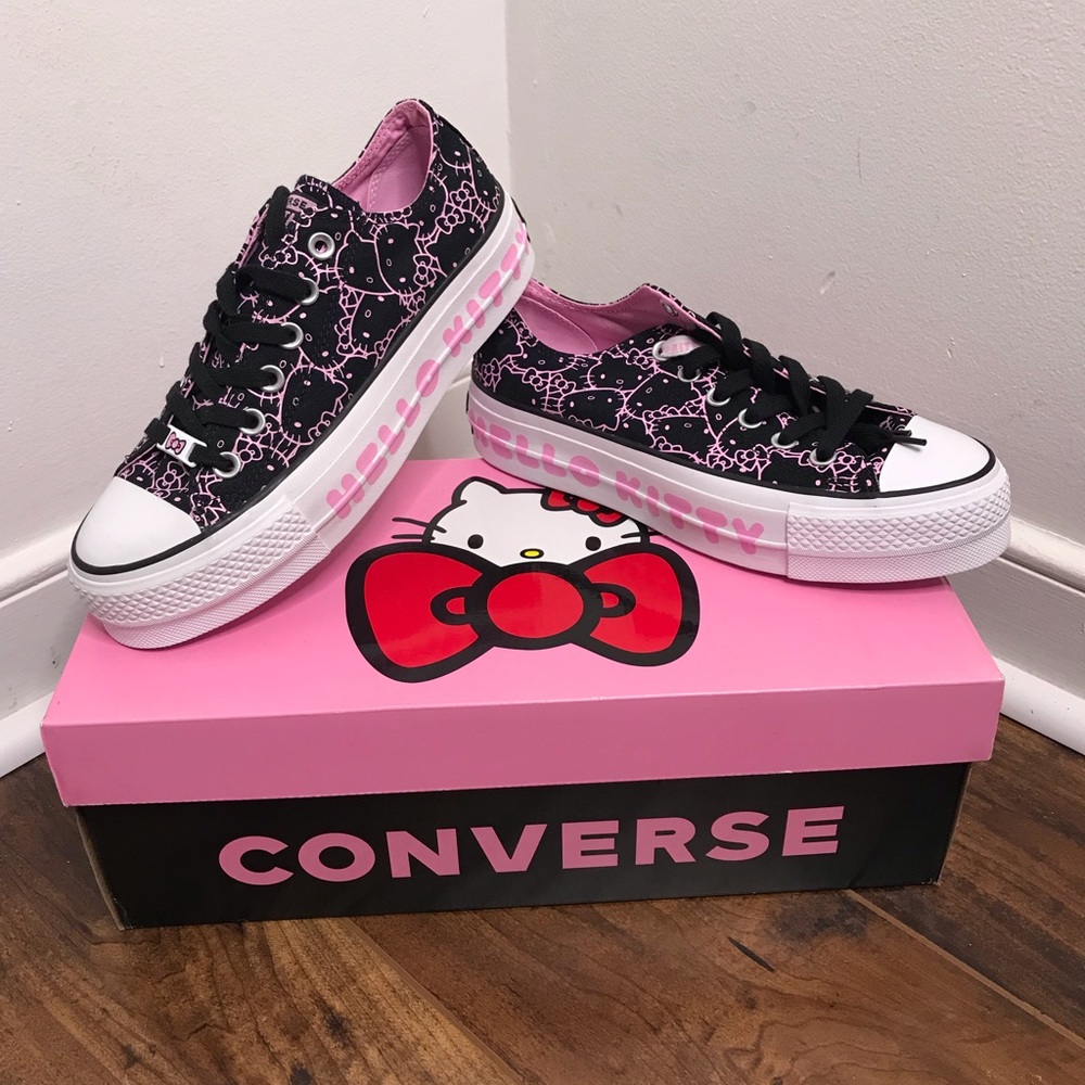 Converse Ltd. Hello Kitty CTAS Clean Lift Ox Shoes